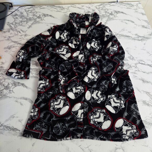 Star Wars Boy's Small Black White Red Stormtrooper Front Tie Fuzzy Robe - Picture 3 of 6